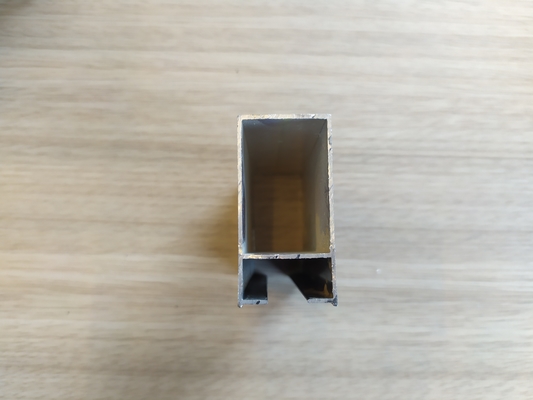 Proveedores de perfiles de extrusión de aluminio para Bolivia y Chile Tolerancia 0,5% Barandillas, etc.