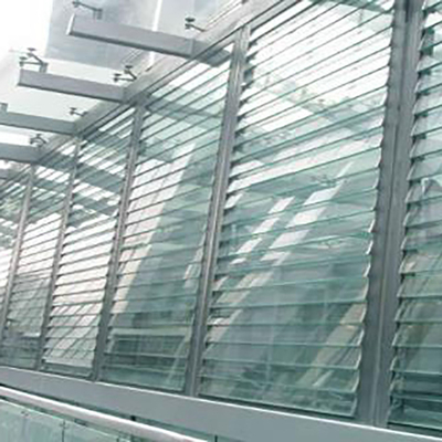 GB Estándar de anodizado de aluminio de persianas de perfil de marcos para Sudáfrica Ventanas duraderas