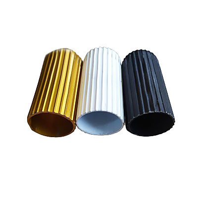 5.8-6.0M longitud redonda circular tubos de aluminio cortina 6063 T5 oro Anodizing es una aleación