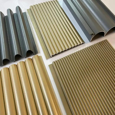 Los paneles ondulados de granos de aluminio de aleación de madera o de techo cumplen con la norma GB
