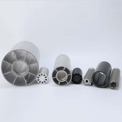 Fabricación de perfiles de extrusión de aluminio para decoraciones arquitectónicas recubiertas de PVDF