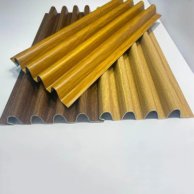 Venta directa de perfiles de aluminio de extrusión de madera de plástico compuesto WPC con temperatura T3-T8