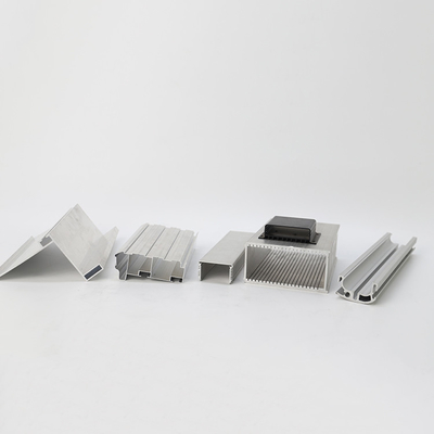 Profiles de aluminio de extrusión personalizada de la serie 6000 para ventanas industriales CNC