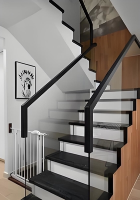 Manos de balustrada de vidrio sin marco para balcones y escaleras
