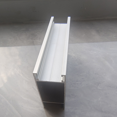 Perfiles de extrusión de aluminio para ventanas y puertas correderas de oxidación blanca de plata a medida