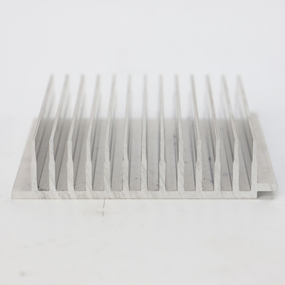 Perfil de extrusión de aluminio para radiadores industriales con la serie 6000 y servicio OEM ODM