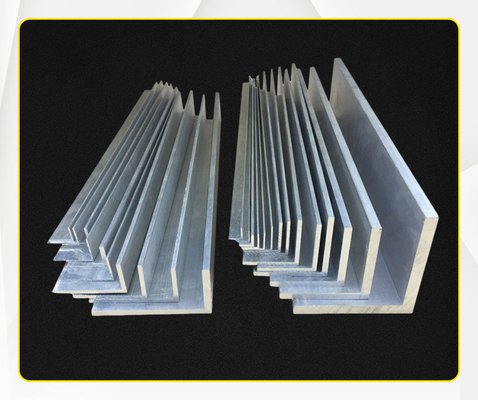 Servicio de soldadura Perfil de aluminio en forma de L en forma de abanico para la extrusión de ángulos de esquina de oficina