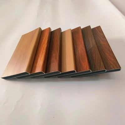 Profiles de ventanas y puertas deslizantes de aluminio de grano de madera de extrusión personalizada para cortar