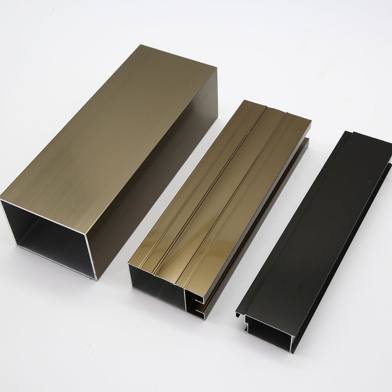 0Profil de aluminio de espesor de.8 mm-2.0 mm para puertas y ventanas con el estándar GB5237-2008