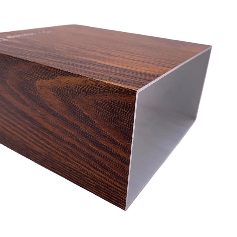 Profile de aluminio de grano de madera aleación de construcción tubo rectangular longitud 5.8-6.0M