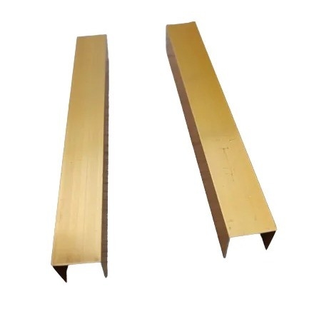 6063/6061/6005/6060 T5/T6 Perfil de aluminio anodizado dorado para decoración de baño