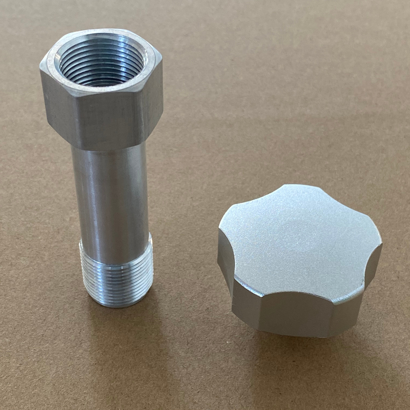 Colores personalizados Revestimiento de aluminio de extrusión personalizado para el perfil de procesamiento profundo