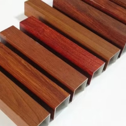 Profiles de ventanas y puertas deslizantes de aluminio de grano de madera de extrusión personalizada para cortar