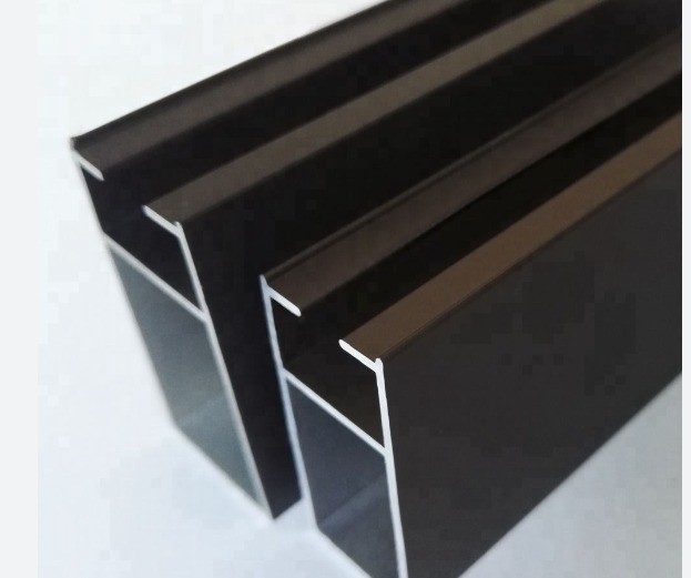 Perfil de aluminio con recubrimiento en polvo personalizado para ventanas y puertas corredizas Tolerancia ±1%